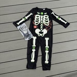 Kids Size 5-6 Years Skeleton Glow-in-The-Dark Costumes with Gloves